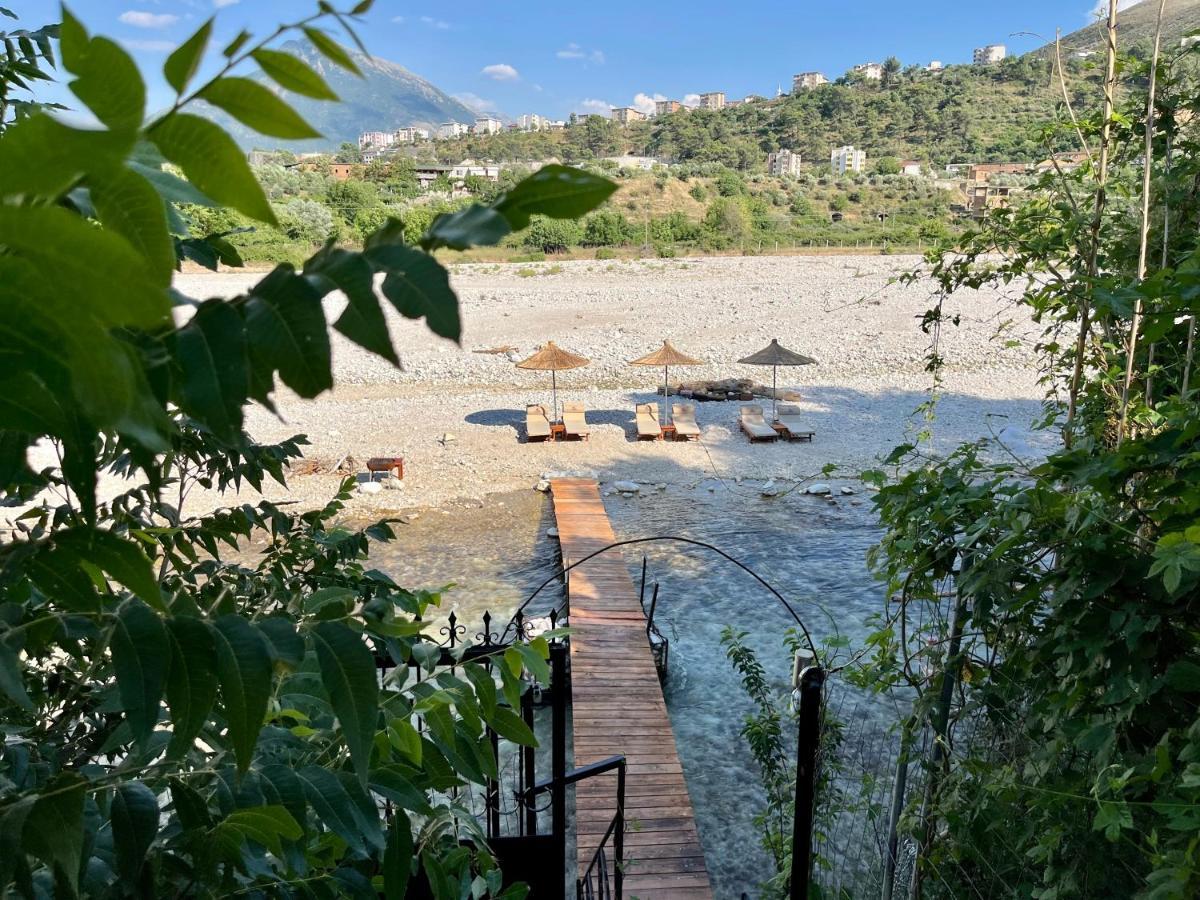 River Escape Villa - Private Beach, Scenic View & Bbq Tepelene Luaran gambar